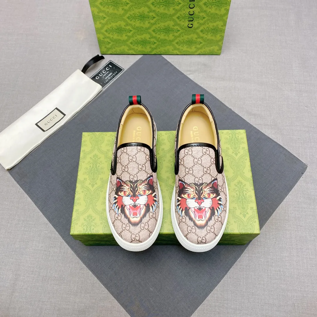 p360 The official website synchronizes the 1:1 replica🇮🇹🇮🇹"GUCCI"🔍🔍for sale at the men's 2025 counter simultaneously, 1:1 large G font, high-end 3D pattern, fashionable and casual, comfortable and breathable personality, the first choice for trendy men, imported sheepskin lining, comfortable, breathable and fashionable Trendy, a must-have for trendy men, soles: Original soles specially provided by the original factory, exclusive movable molded soles are super comfortable, original factory goods, 🔍🔍high quality, you can enter and leave the counter at will, 38-44, (45 can be customized, non-returnable or exchangeable) available from stock, you deserve it No. 005